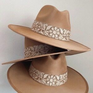 Hats'NRoses Fedora Suede “Evelyn” in Hazelnut Color